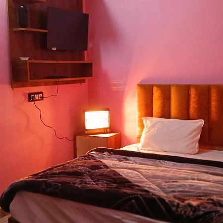 Golden Valley Hotel Kasol Bagian luar foto